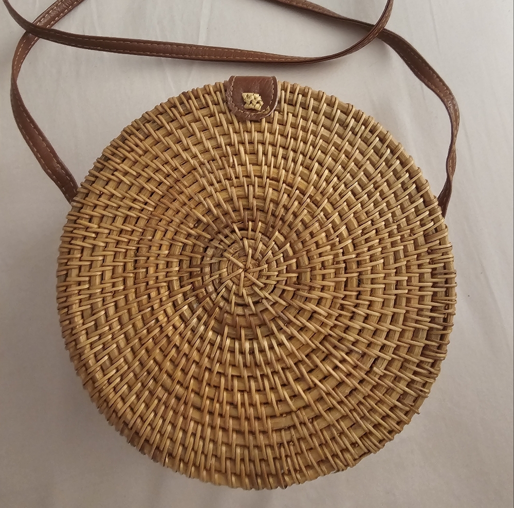Round Woven Tan Crossbody Bag